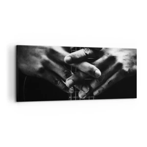 Obraz na płótnie - Dłonie splecione na gitarze w monochromatycznej tonacji - 120x50cm - Modlitwa artysty - Nowoczesna dekoracja ścienna do salonu i sypialni ARTTOR