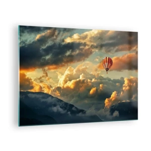 Obraz na szkle - Balon unoszący się nad górami wśród chmur przy zachodzie słońca - 70x50cm - Lecę, bo chcę - Nowoczesna dekoracja ścienna do salonu i sypialni ARTTOR
