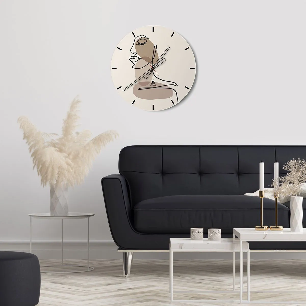 Zegar ścienny - Pewna linia piękna - 40x40 cm