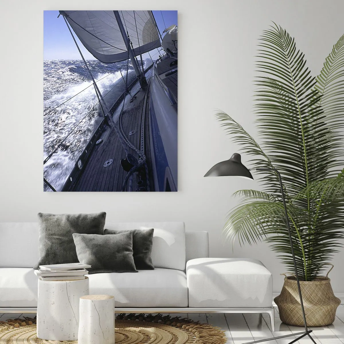 Obraz na szkle - Jacht żeglujący po wzburzonym morzu przy słonecznej pogodzie - 50x70cm - Wiem, co to być ptakiem - Nowoczesna dekoracja ścienna do salonu, kuchni i sypialni ARTTOR