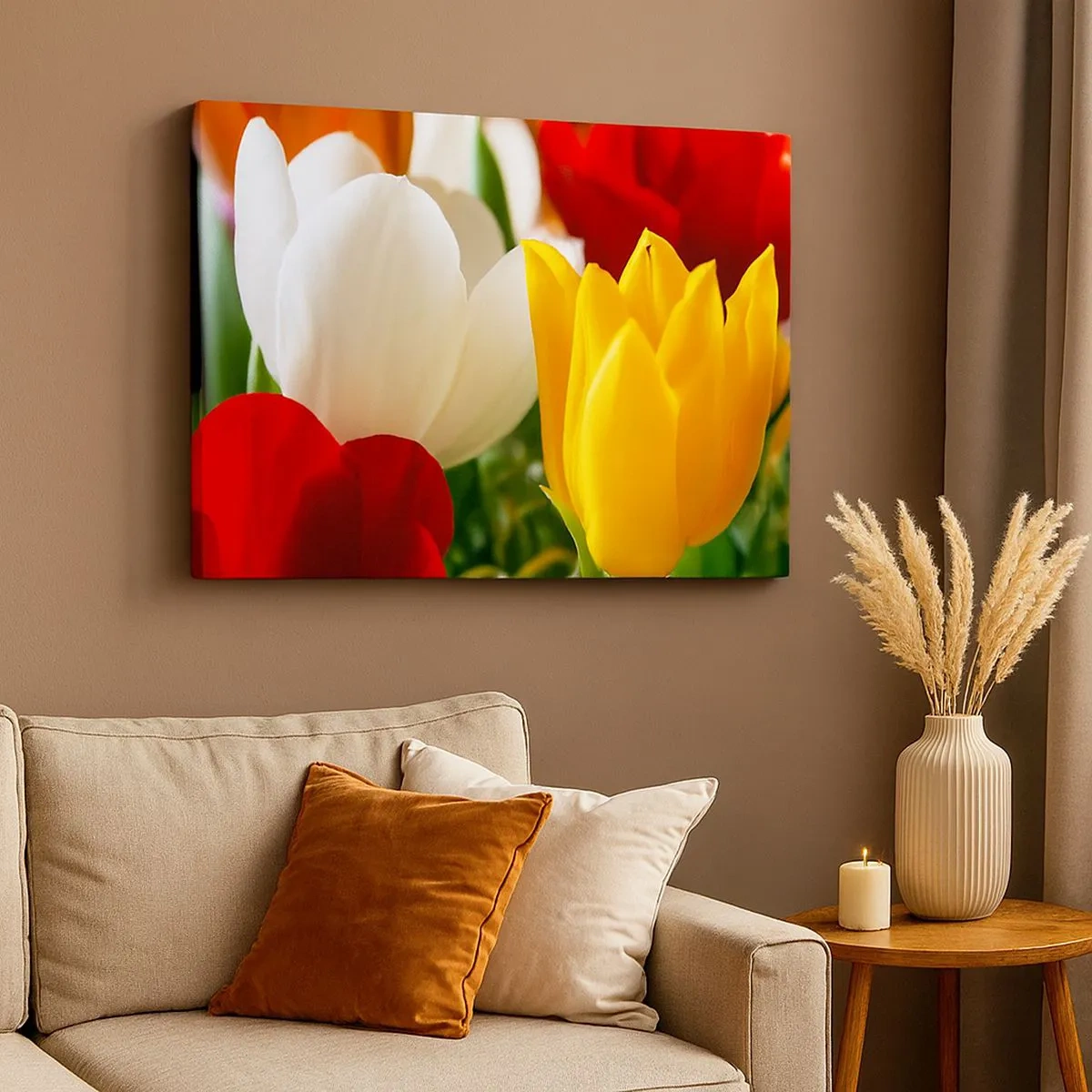 Obraz na płótnie - Kolorowe tulipany w zbliżeniu na wiosennym tle - 70x50cm - Tulipanowa gorączka - Nowoczesna dekoracja ścienna do salonu i sypialni ARTTOR