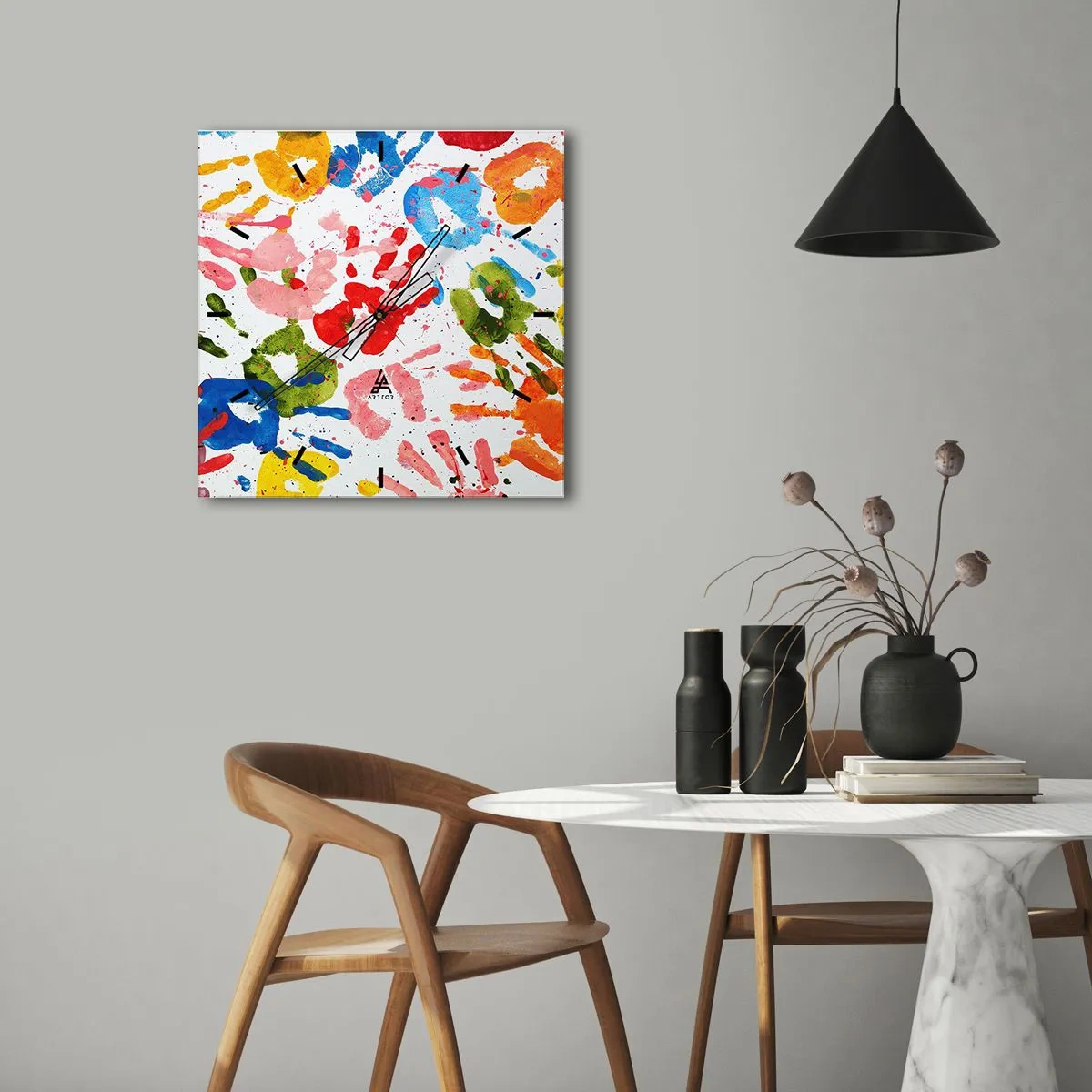 Zegar ścienny - Idź po śladach - 30x30 cm