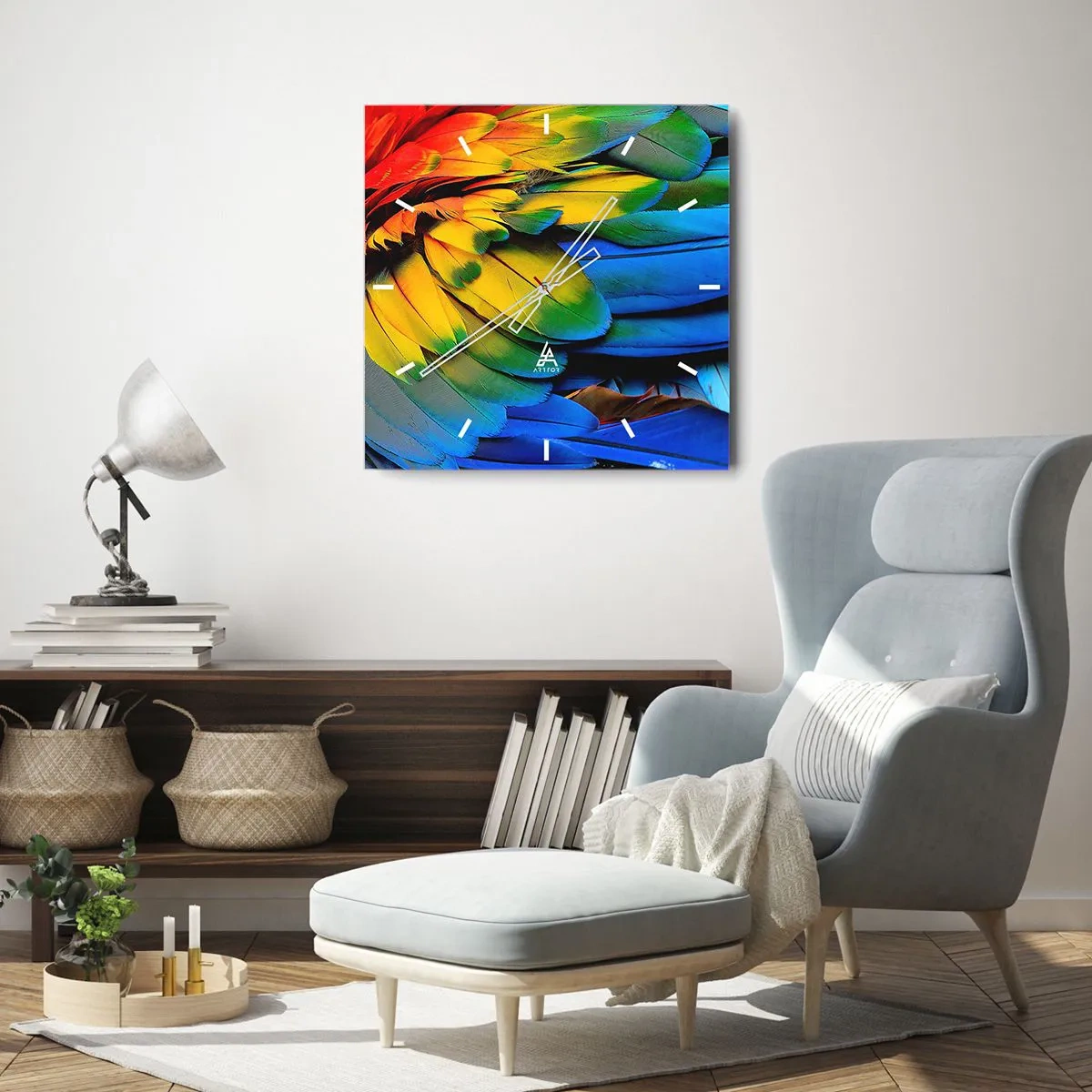 Zegar ścienny - Kolorowe pióra papugi w zbliżeniu - 30x30cm - Rajski ptak - Nowoczesna dekoracja ścienna do salonu i sypialni ARTTOR