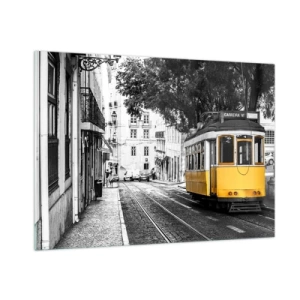 Obraz na szkle - Żółty tramwaj na tle czarno-białej uliczki - 100x70cm - I fado w tle - Nowoczesna dekoracja ścienna do salonu, kuchni i sypialni ARTTOR
