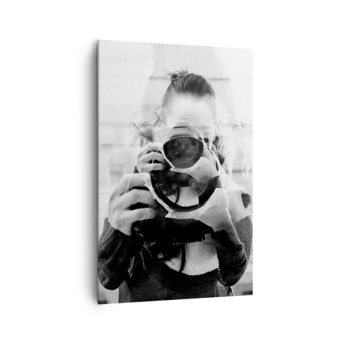 Obraz na płótnie - Czarno-biały portret fotografa z podwójną ekspozycją - 80x120cm - Twórca i tworzywo - Nowoczesna dekoracja ścienna do salonu i sypialni ARTTOR