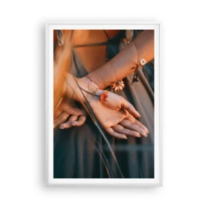 Plakat w białej ramie - Związana z naturą - 70x100 cm