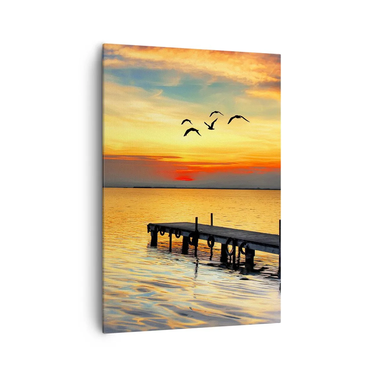 Obraz na płótnie - Zachód słońca z żaglówką i molo nad spokojnym jeziorem - 70x100cm - Wieczorne powroty - Nowoczesna dekoracja ścienna do salonu i sypialni ARTTOR