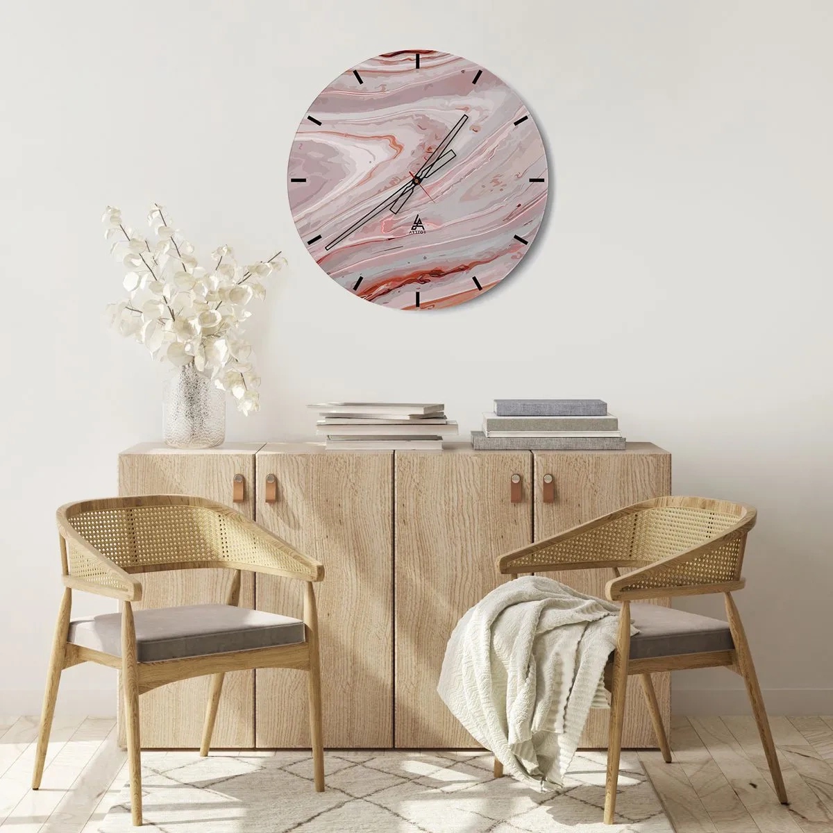 Zegar ścienny - Abstrakcyjny wzór przypominający marmur w odcieniach beżu i różu - 30x30cm - Różowy w płynie - Nowoczesna dekoracja ścienna do salonu, kuchni i sypialni ARTTOR