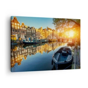 Obraz na płótnie - Kanał w Amsterdamie o zachodzie słońca - 70x50cm - Poranek w Amsterdamie - Nowoczesna dekoracja ścienna do salonu i sypialni ARTTOR