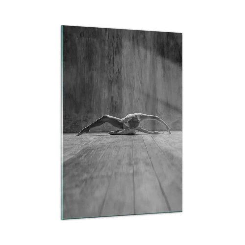 Obraz na szkle - Tancerka w pozie na podłodze - 50x70cm - Symetria odnaleziona - Nowoczesna dekoracja ścienna do salonu, kuchni i sypialni ARTTOR