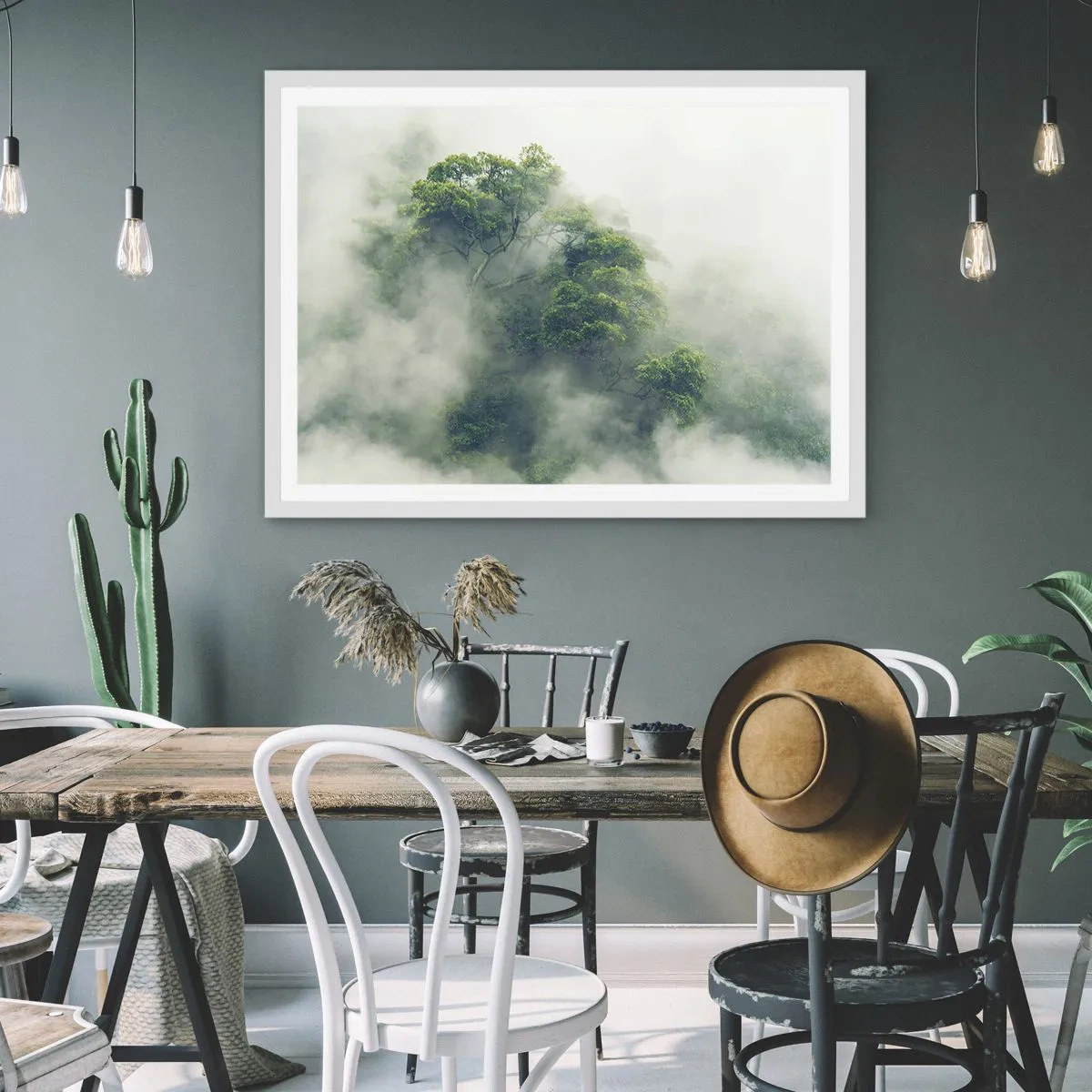 Plakat w białej ramie - Otulone mgłą - 70x50 cm