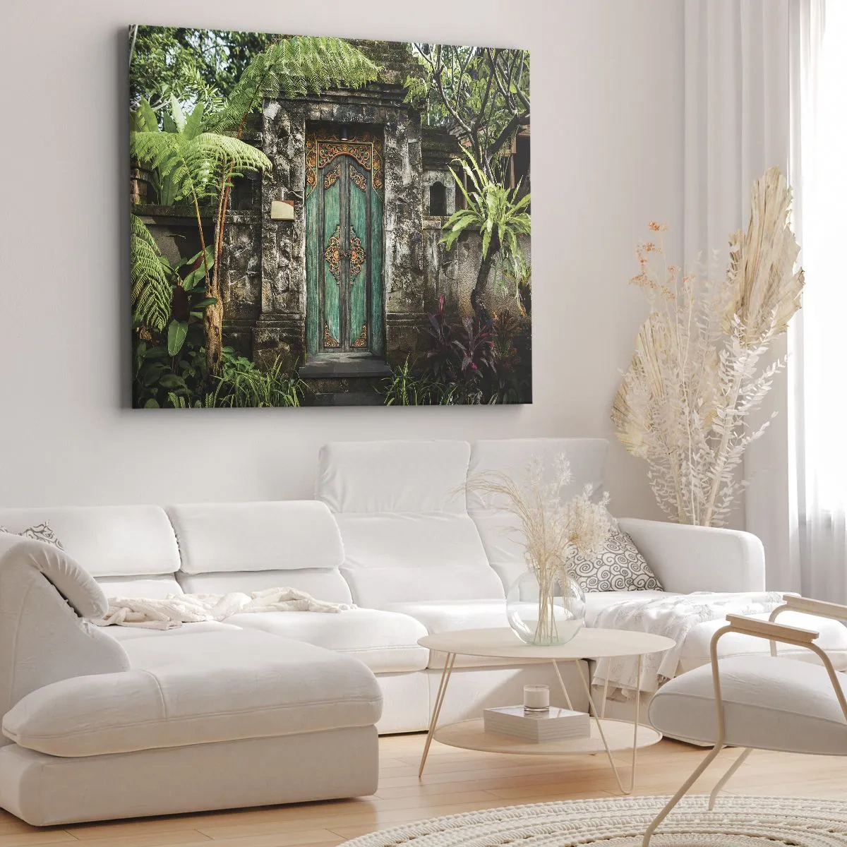 Obraz na płótnie - Dekoracyjne drzwi otoczone tropikalną roślinnością - 70x50cm - Drzwi do egzotycznego świata - Nowoczesna dekoracja ścienna do salonu i sypialni ARTTOR