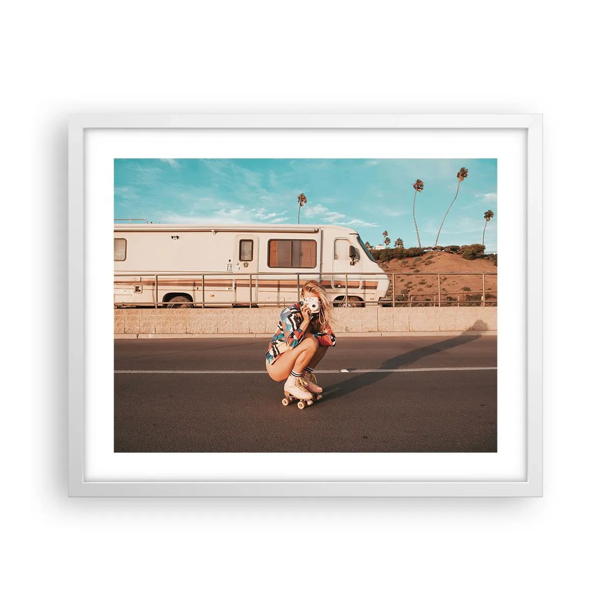 Plakat w białej ramie - Uśmiech, proszę! - 50x40 cm