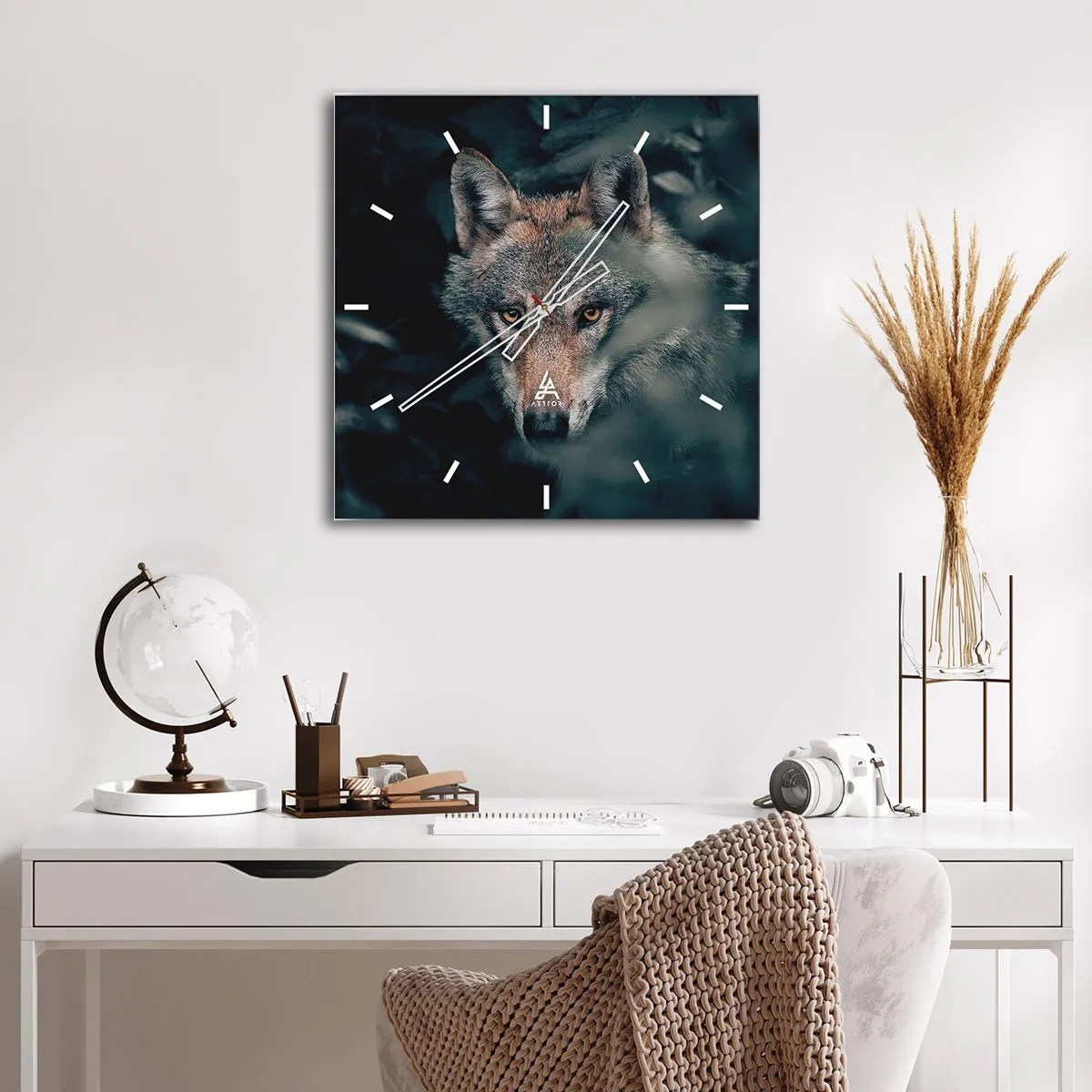 Zegar ścienny - Łowca - 40x40 cm