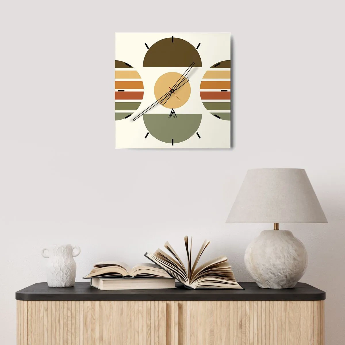 Zegar ścienny - Geometryczna kompozycja z półokręgami i paskami w odcieniach ziemi - 30x30cm - W kolorach ziemi - Nowoczesna dekoracja ścienna do salonu i sypialni ARTTOR
