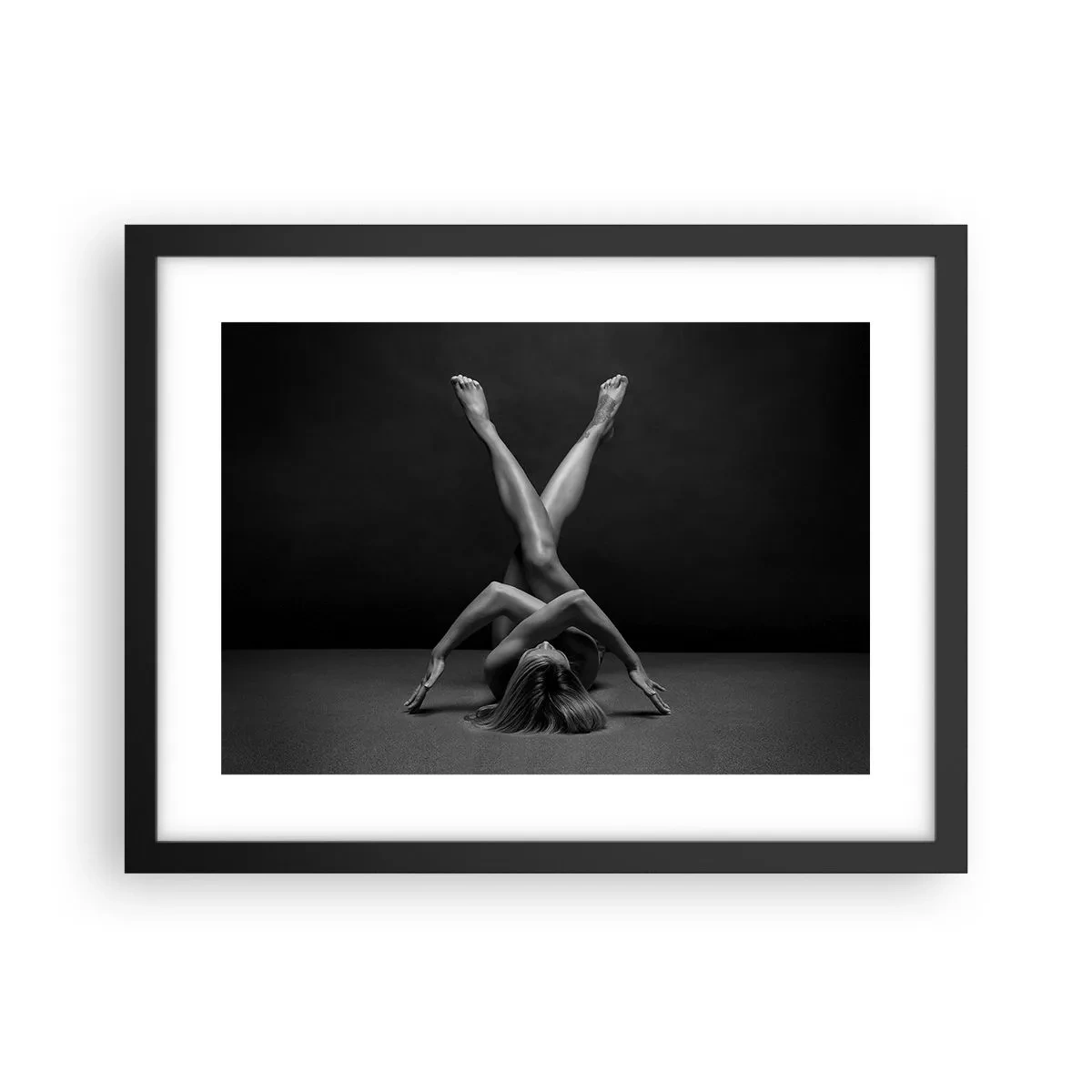 Plakat w czarnej ramie - Geometria nagości - 40x30 cm
