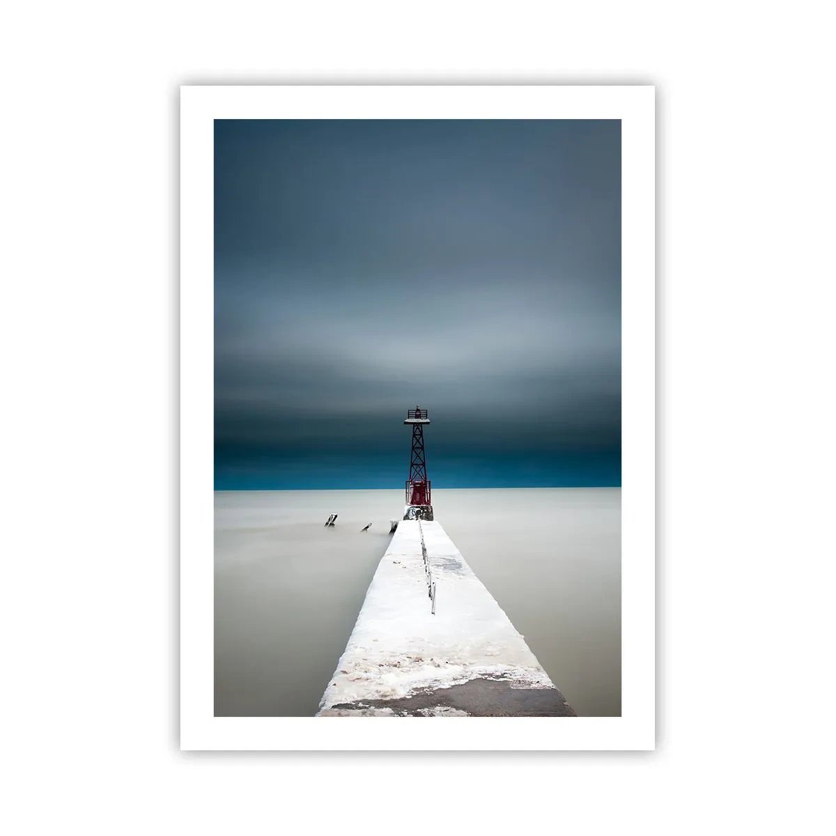Plakat - Latarnia na końcu molo w minimalistycznym stylu - 50x70cm - Na spotkanie bezkresu - Nowoczesna dekoracja ścienna do salonu, kuchni i sypialni ARTTOR