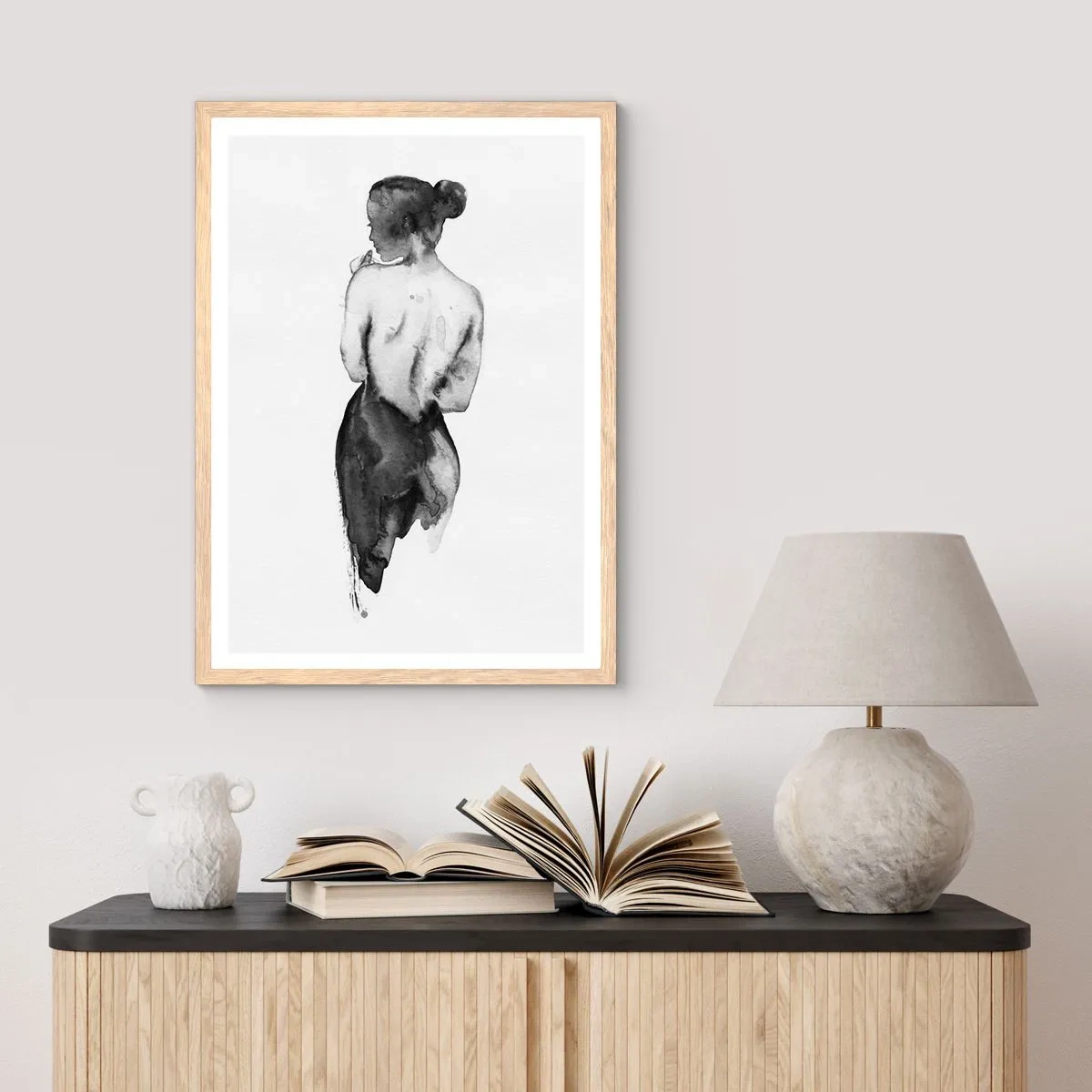 Plakat w ramie jasny dąb - Przy niej świat znika - 70x100 cm