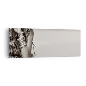 Obraz na płótnie - Portret kobiety w stylu boho z biżuterią - 140x50cm - Jak to dziewczyna - Nowoczesna dekoracja ścienna do salonu i sypialni ARTTOR