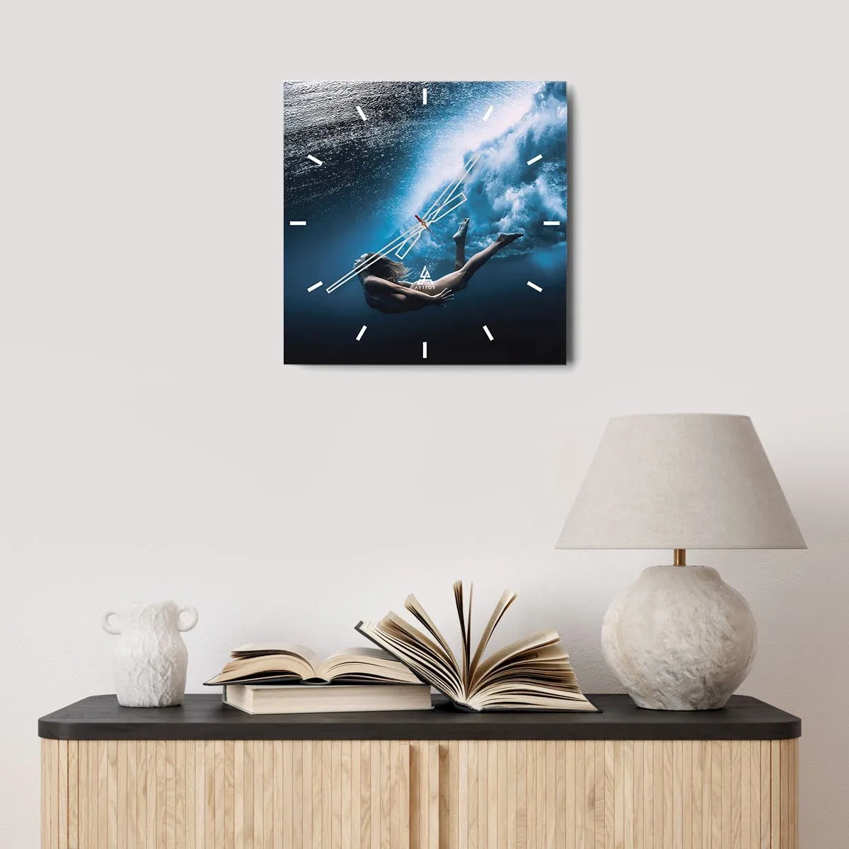 Zegar ścienny - Współczesna syrena - 40x40 cm