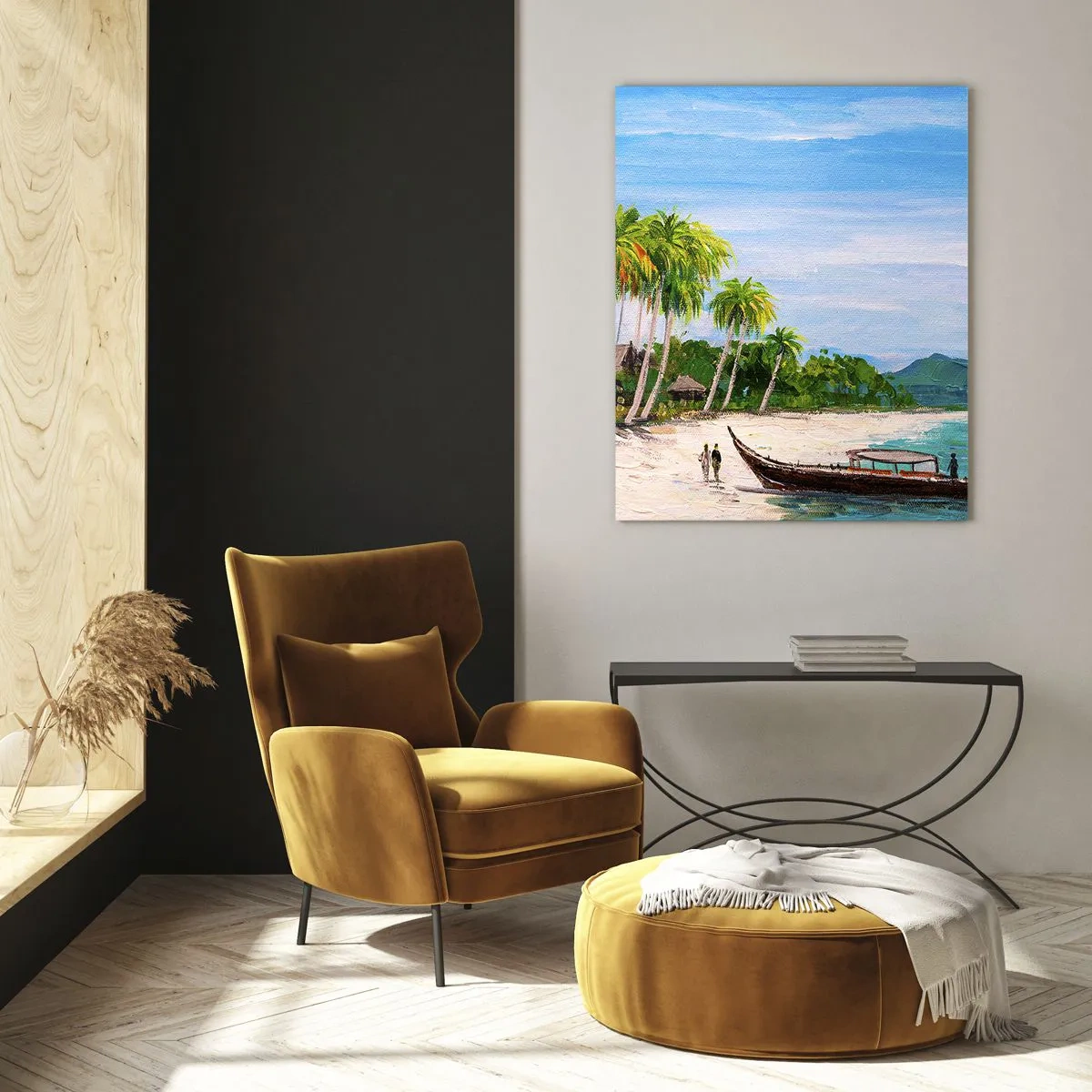 Obraz na szkle - Tropikalna plaża z łodzią i palmami przy tradycyjnych chatkach - 50x70cm - Egzotyczny sen - Nowoczesna dekoracja ścienna do salonu, kuchni i sypialni ARTTOR