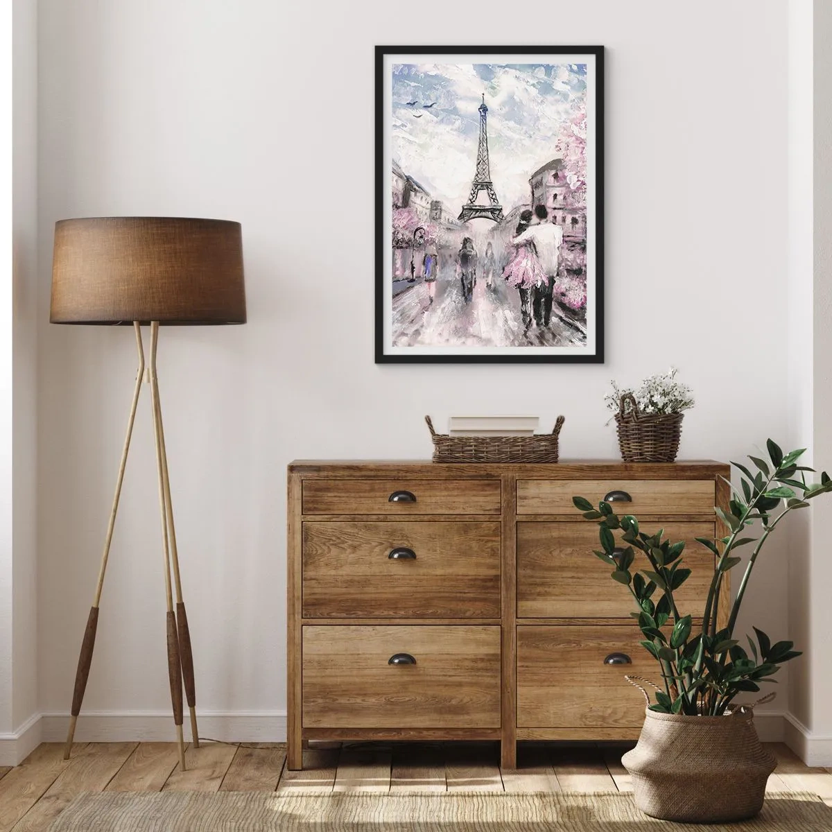 Plakat w czarnej ramie - Romantyczna scena w Paryżu z Wieżą Eiffla w tle - 50x70cm - Jak zakochac się, to tylko w… - Nowoczesna dekoracja ścienna do salonu i sypialni ARTTOR