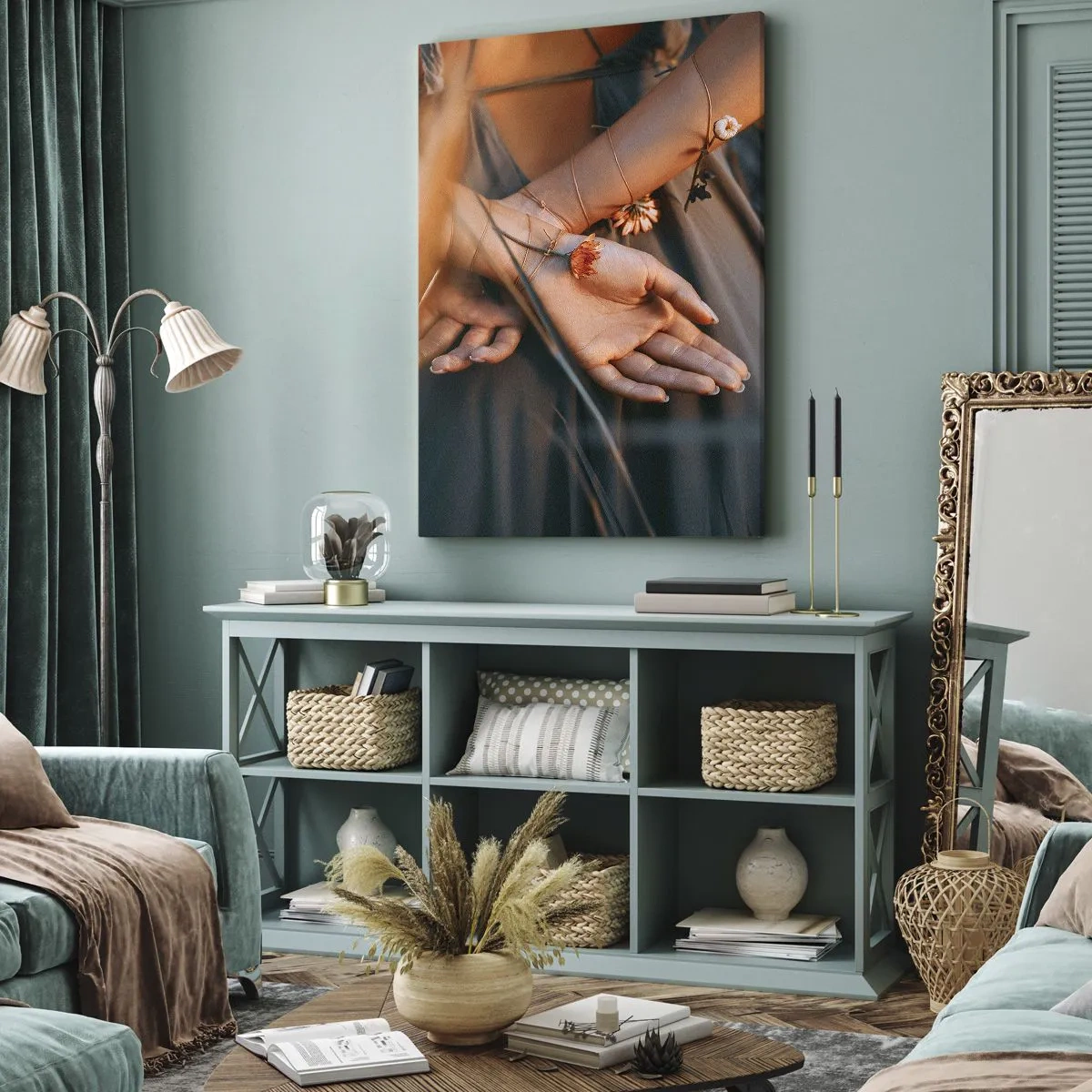 Obraz na płótnie - Dłonie oplecione kwiatami i sznurkami w ciepłym świetle - 50x70cm - Związana z naturą - Nowoczesna dekoracja ścienna do salonu, kuchni i sypialni ARTTOR