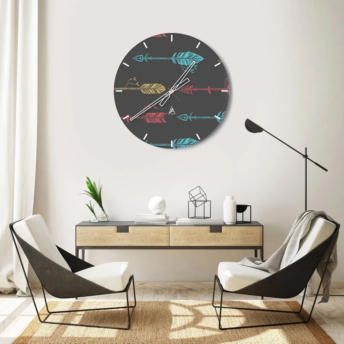 Zegar ścienny - Kolorowe strzały na ciemnoszarym tle - 30x30cm - W ordynku - Nowoczesna dekoracja ścienna do salonu, kuchni i sypialni ARTTOR