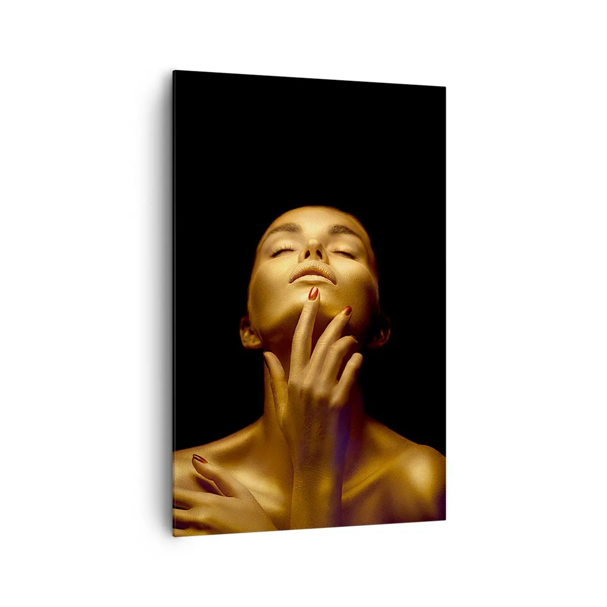 Obraz na płótnie - Portret kobiety w złotym blasku na czarnym tle - 80x120cm - Jak złoty jedwab - Nowoczesna dekoracja ścienna do salonu i sypialni ARTTOR