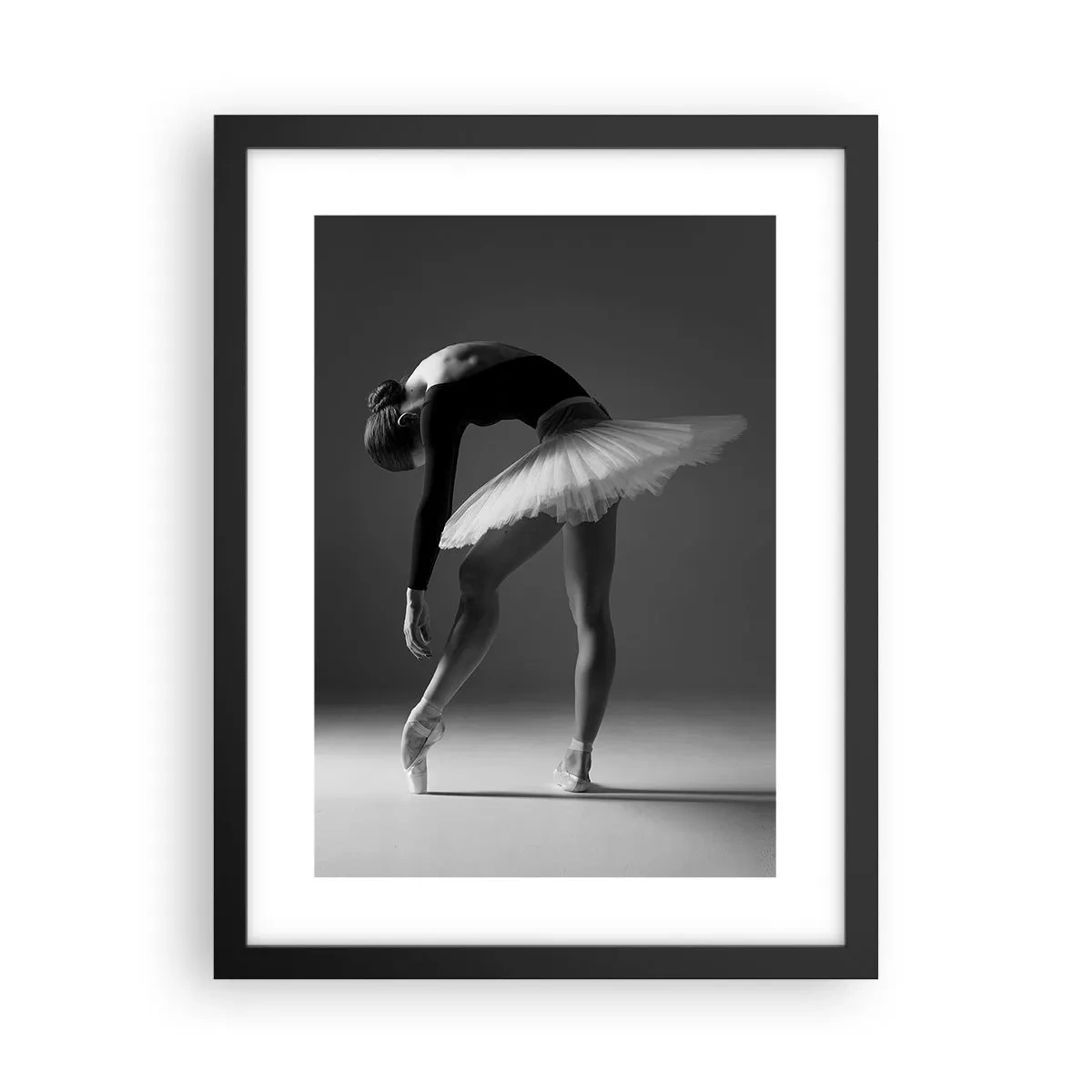 Plakat w czarnej ramie - Bella balerina - 30x40 cm