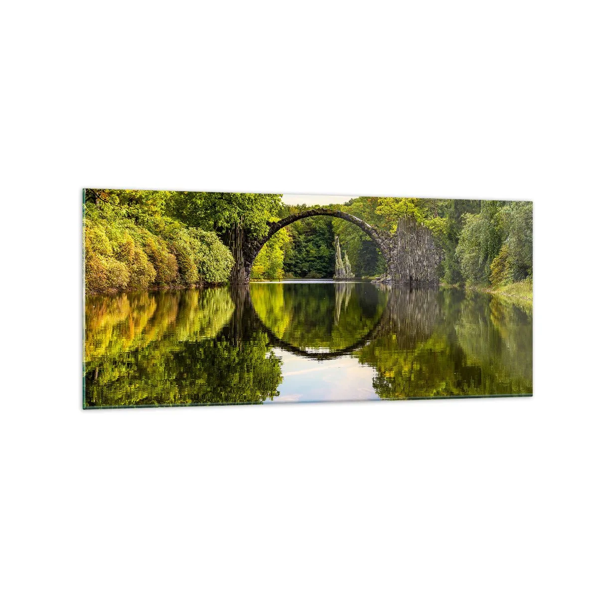 Obraz na szkle - Kamienny most nad rzeką z perfekcyjnym odbiciem w wodzie - 120x50cm - Na styku dwóch światów - Nowoczesna dekoracja ścienna do salonu i sypialni ARTTOR