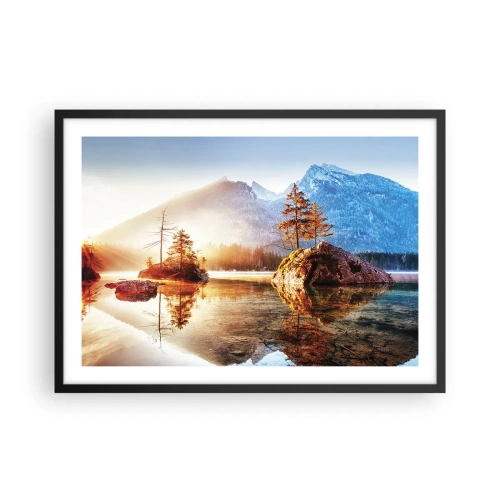 Plakat w czarnej ramie - Jezioro z wyspami i górami w tle o wschodzie słońca - 70x50cm - Natura w nowym świetle - Nowoczesna dekoracja ścienna do salonu i sypialni ARTTOR