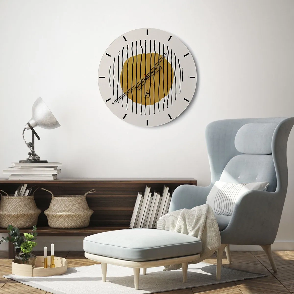 Zegar ścienny - Żółto-pomarańczowe koło otoczone czarnymi falującymi liniami - 30x30cm - Abstrakcja drżąca od żaru - Nowoczesna dekoracja ścienna do salonu, kuchni i sypialni ARTTOR