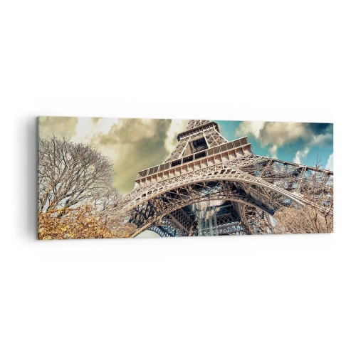Obraz na płótnie - Wieża Eiffla z perspektywy dolnej w jesiennym otoczeniu - 140x50cm - A jesienią w Paryżu... - Nowoczesna dekoracja ścienna do salonu i sypialni ARTTOR