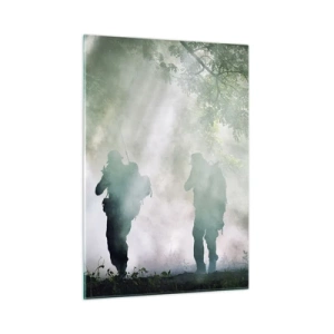 Obraz na szkle - Grupa żołnierzy w dymie, idąca przez las, w pełnej gotowości - 50x70cm - Jeden za wszystkich… - Nowoczesna dekoracja ścienna do salonu, kuchni i sypialni ARTTOR