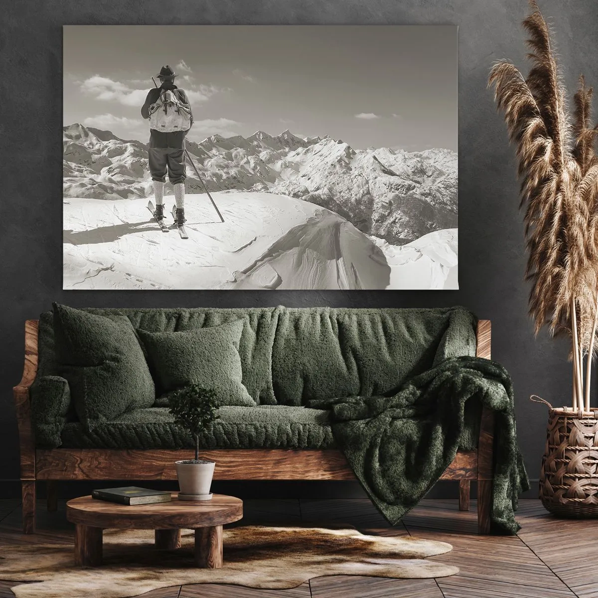 Obraz na płótnie - Narciarz na szczycie gór w czarno-białym ujęciu - 70x50cm - A góry te same - Nowoczesna dekoracja ścienna do salonu i sypialni ARTTOR