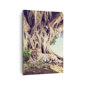 Obraz na płótnie - Tygrys odpoczywający pod rozłożystym drzewem - 70x100cm - Widok z Księgi Rodzaju - Nowoczesna dekoracja ścienna do salonu i sypialni ARTTOR