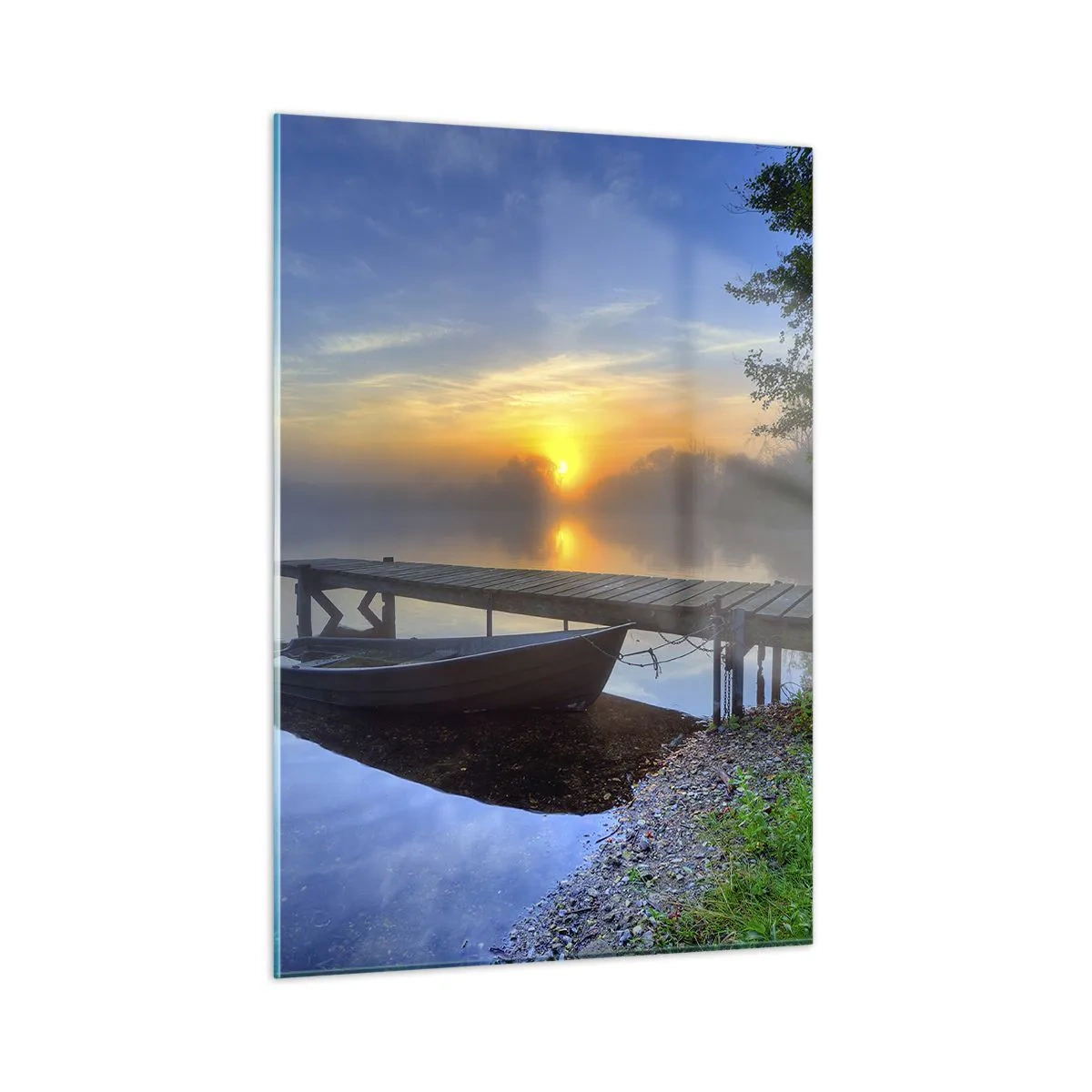 Obraz na szkle - Łódź przy pomoście o wschodzie słońca nad jeziorem - 50x70cm - Jak zwyczajne zamienia się w magiczne - Nowoczesna dekoracja ścienna do salonu, kuchni i sypialni ARTTOR