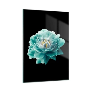 Obraz na szkle - Turkusowy kwiat z żółtym środkiem na czarnym tle w stylu glamour - 50x70cm - Płatki błękitne i złote - Nowoczesna dekoracja ścienna do salonu, kuchni i sypialni ARTTOR