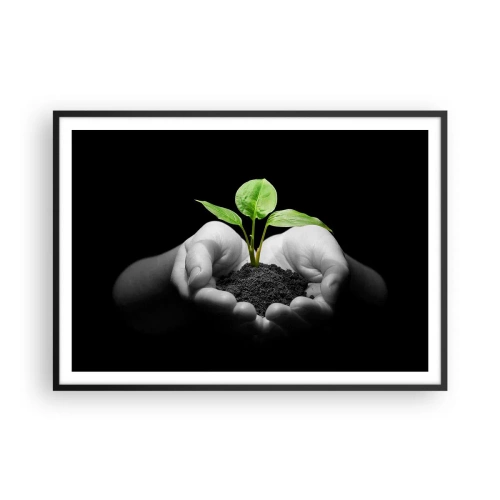 Plakat w czarnej ramie - Dłonie trzymające zieloną roślinę na czarnym tle - 100x70cm - Kocham naturę, chronię ją - Nowoczesna dekoracja ścienna do salonu i sypialni ARTTOR
