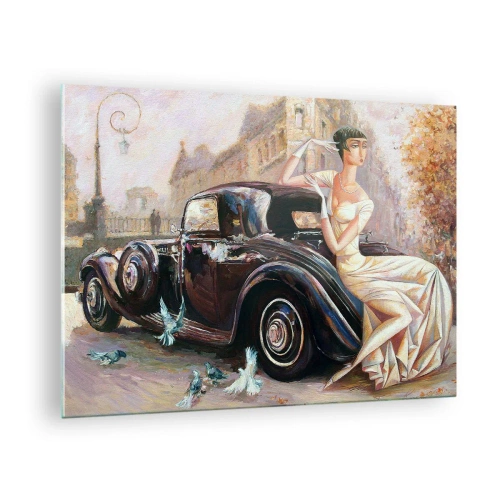 Obraz na szkle - Elegancka kobieta przy retro samochodzie w miejskim otoczeniu - 70x50cm - Elegancja w stylu retro - Nowoczesna dekoracja ścienna do salonu i sypialni ARTTOR