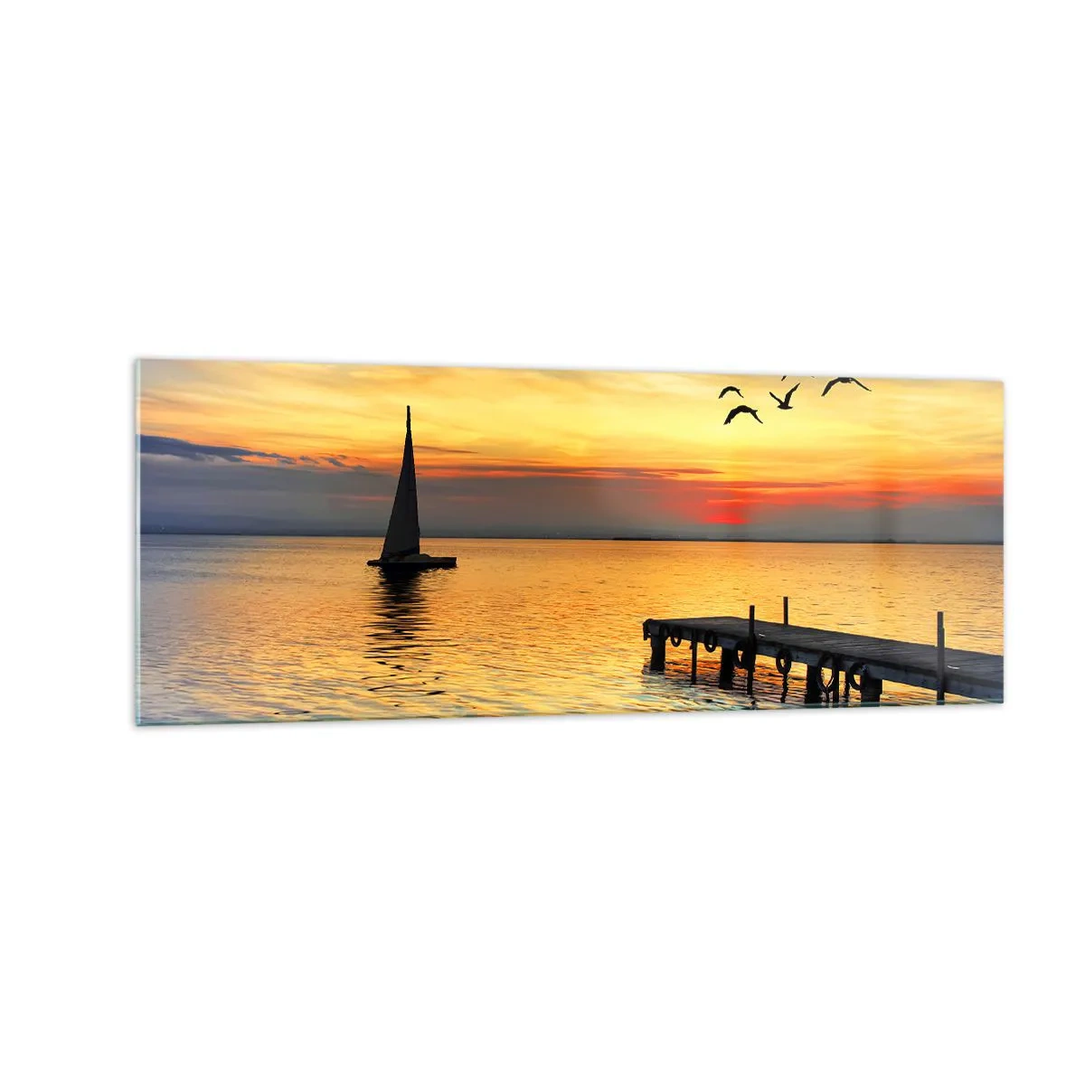 Obraz na szkle - Zachód słońca z żaglówką i molo nad spokojnym jeziorem - 140x50cm - Wieczorne powroty - Nowoczesna dekoracja ścienna do salonu i sypialni ARTTOR