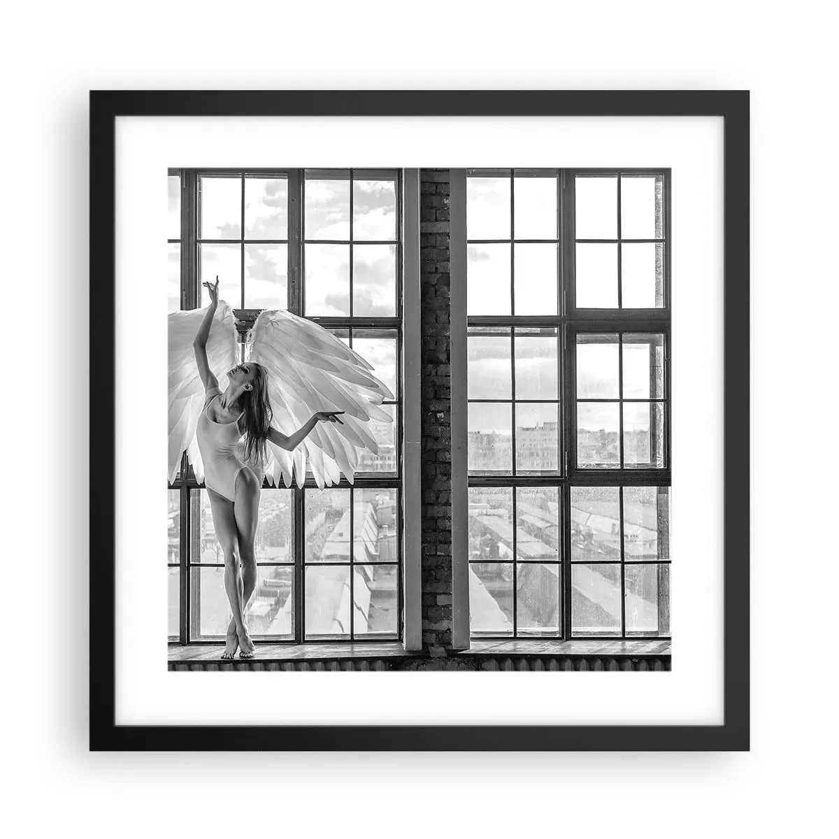 Plakat w czarnej ramie - Miasto aniołów? - 40x40 cm