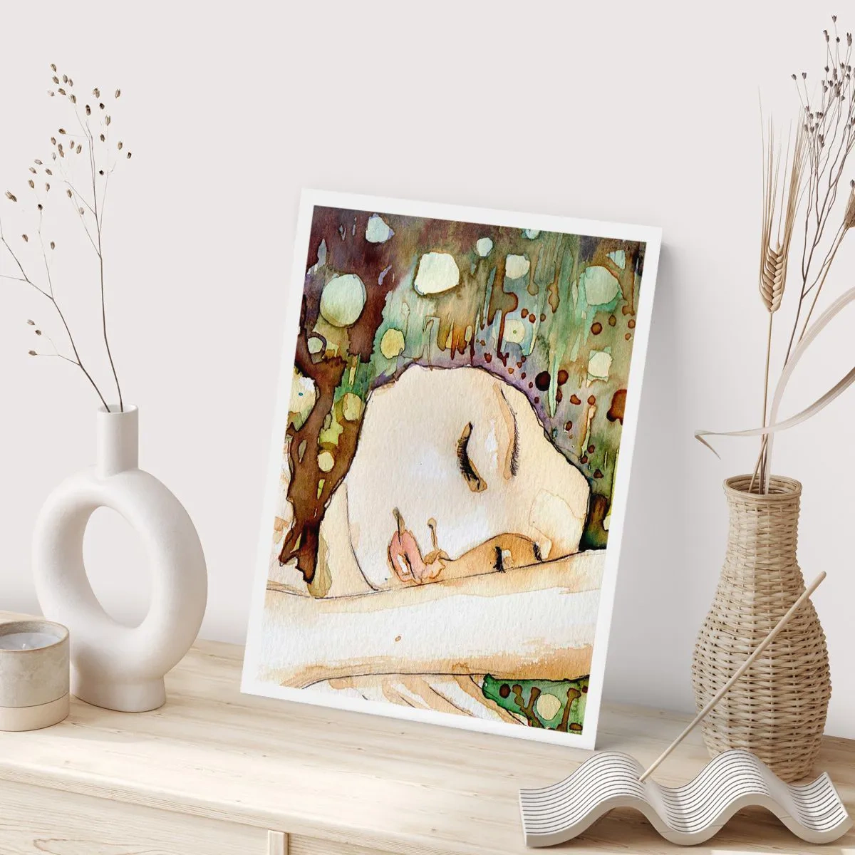Plakat - Artystyczny portret śpiącej kobiety w akwareli - 50x70cm - Szmaragdowo-fiołkowy sen - Nowoczesna dekoracja ścienna do salonu, kuchni i sypialni ARTTOR