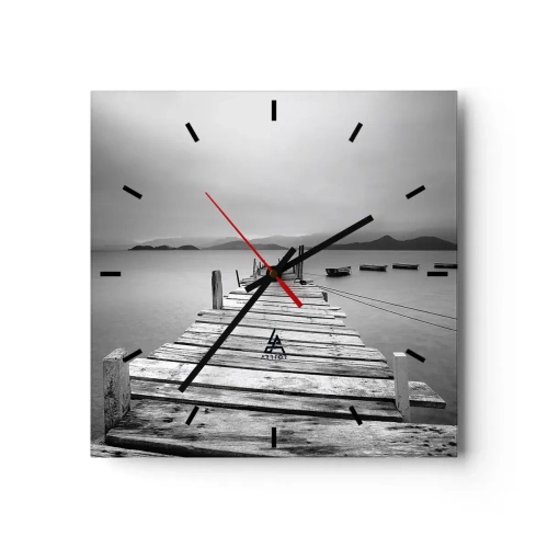 Zegar ścienny - Czarno-biały widok na drewniany pomost i spokojne jezioro - 30x30cm - Za górami, za morzami - Nowoczesna dekoracja ścienna do salonu i sypialni ARTTOR