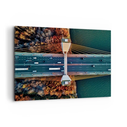 Obraz na płótnie - Most widziany z lotu ptaka nad rzeką i jesiennym krajobrazem - 120x80cm - ZA wodami, za lasami - Nowoczesna dekoracja ścienna do salonu, kuchni i sypialni ARTTOR