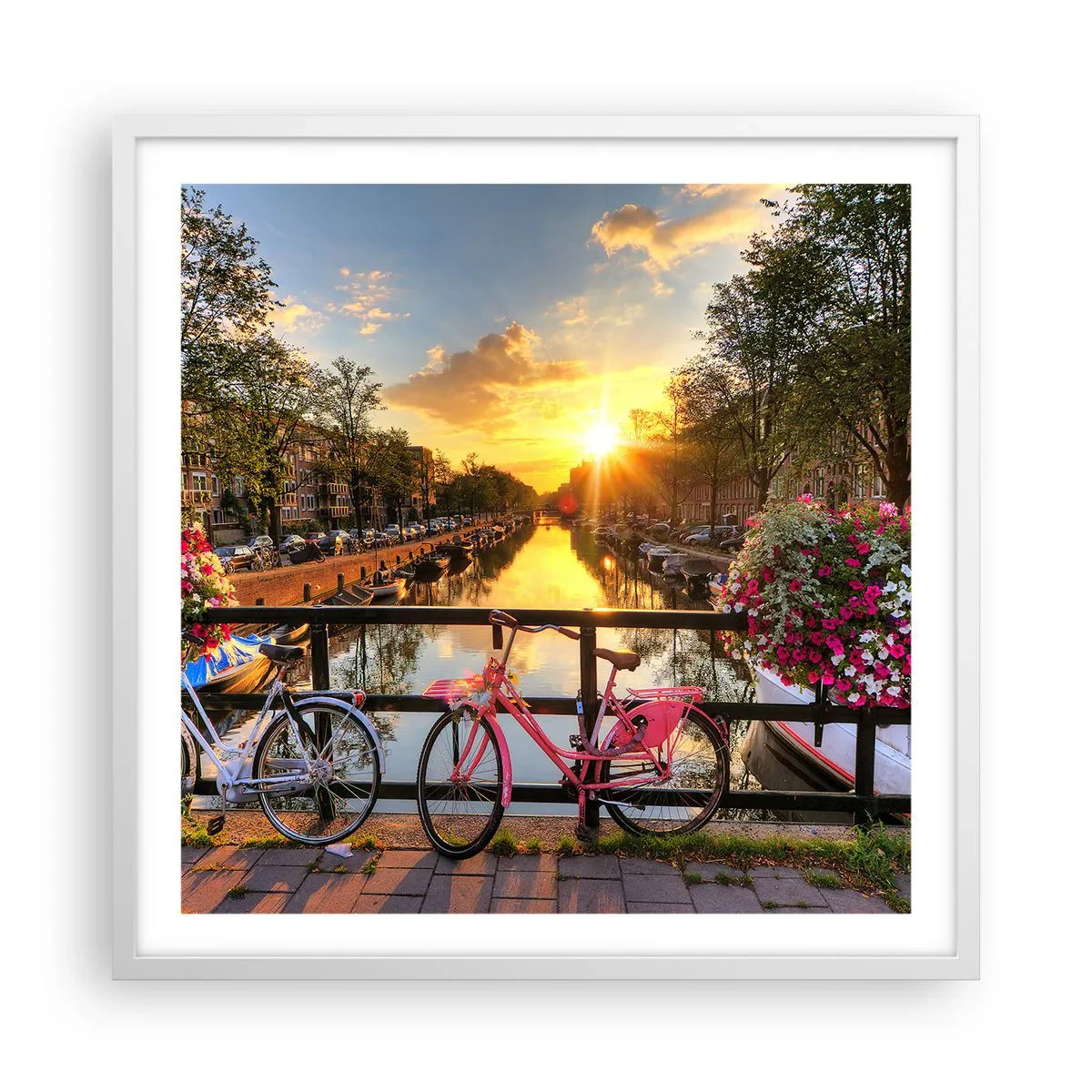 Plakat w białej ramie - Wiosenny poranek w Amsterdamie - 60x60 cm