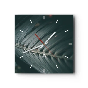 Zegar ścienny - Zbliżenie na detal liścia palmowego w ciemnej tonacji - 30x30cm - Precyzja natury - Nowoczesna dekoracja ścienna do salonu i sypialni ARTTOR