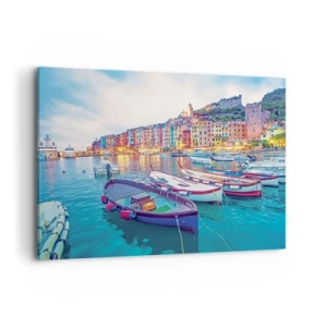 Obraz na płótnie - Kolorowe miasteczko nad wodą z łodziami w porcie - 100x70cm - Kolorowy wieczór w porcie - Nowoczesna dekoracja ścienna do salonu, kuchni i sypialni ARTTOR