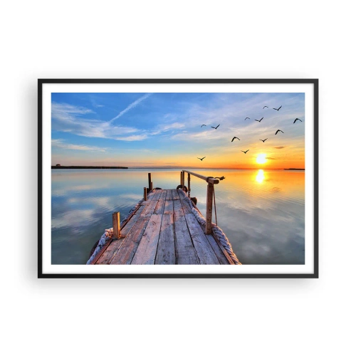 Plakat w czarnej ramie - Drewniane molo o zachodzie słońca na spokojnym jeziorze - 100x70cm - Iść przed siebie ku słońcu - Nowoczesna dekoracja ścienna do salonu i sypialni ARTTOR